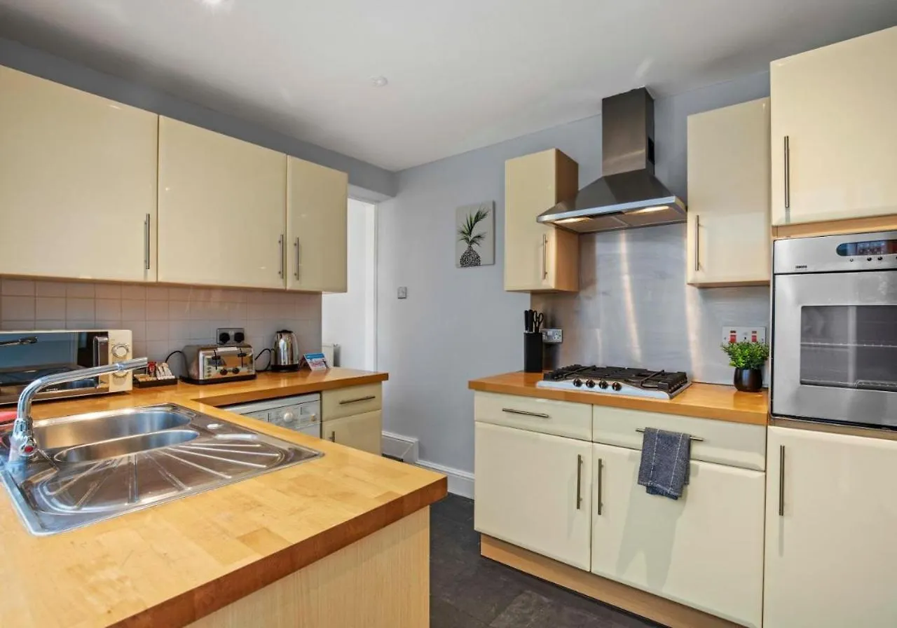 The Townhouse By My Getaways Free Parking Villa Brighton United Kingdom