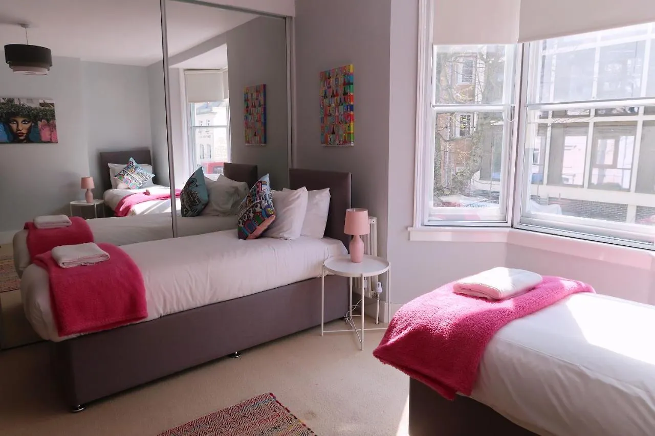 The Townhouse By My Getaways Free Parking Villa Brighton Holiday home